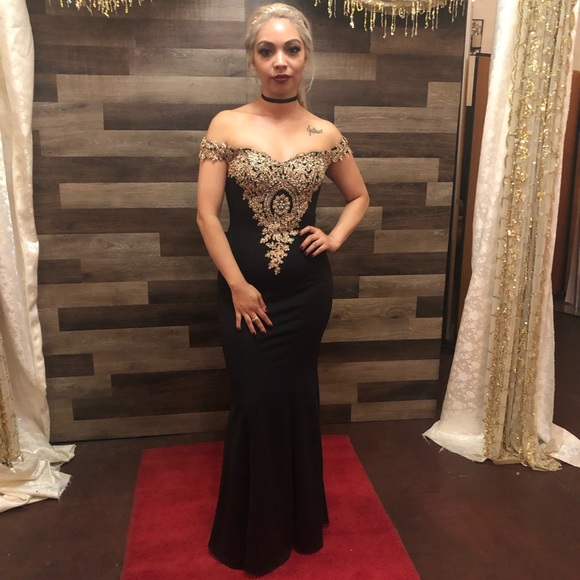 Mermaid Dress - Picture 2 of 4